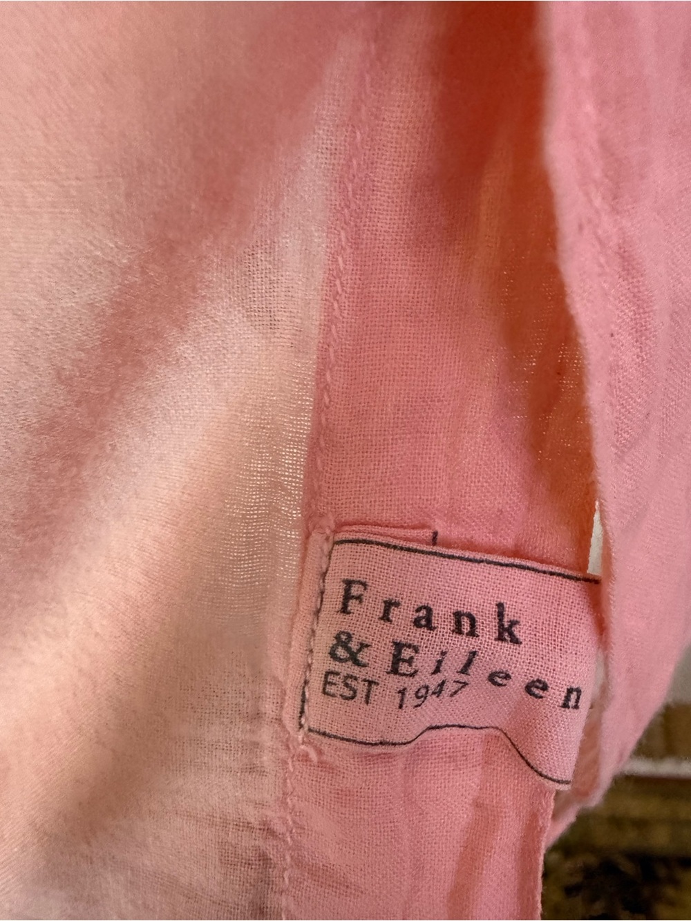 Frank & Eileen Barry Pink Button Front Shirt Size L Lightweight Cotton EUC - Picture 5 of 7